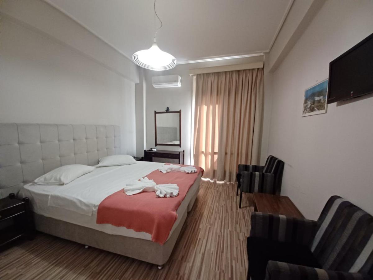 City Center Hotel Каламата Экстерьер фото