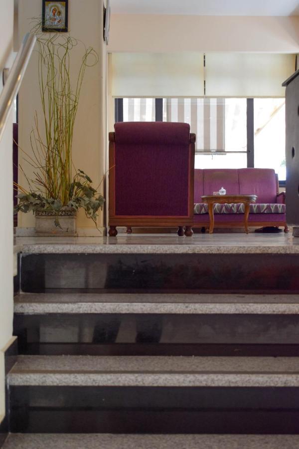 City Center Hotel Каламата Экстерьер фото